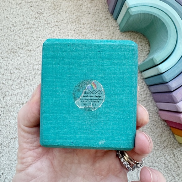 Grimm’s Large Pastel Rainbow - Picture 4 of 4